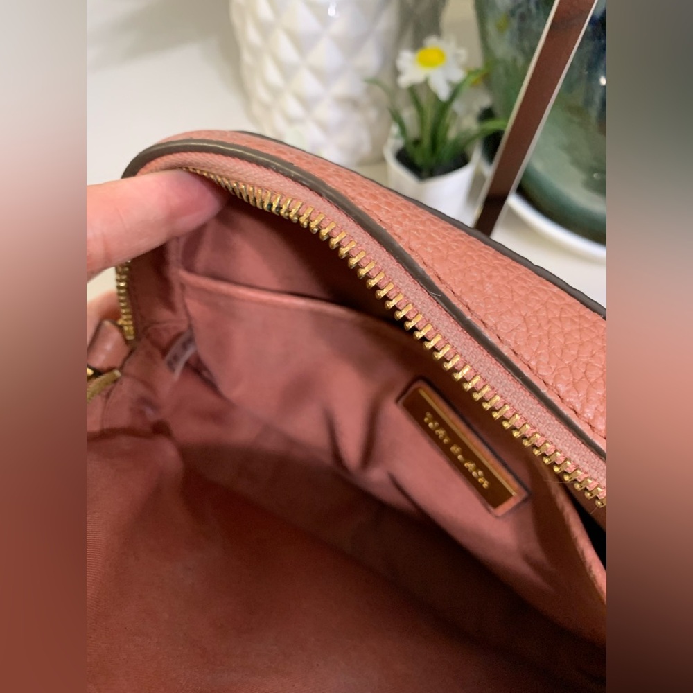 ๐๐ TORY BURCH Crossbody Camera Pink Leather Bag - Picture 10 of 12